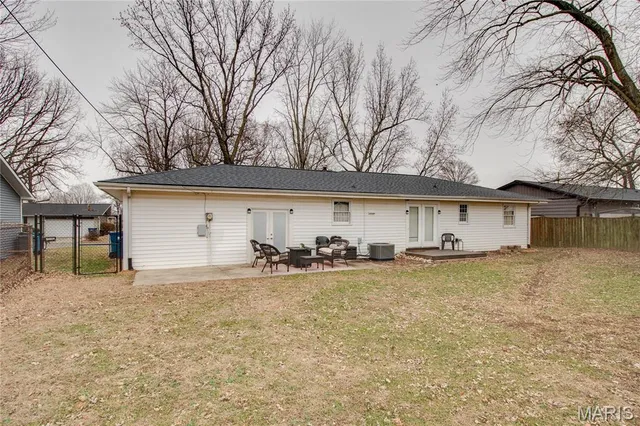 $235,000 | 610 Vermont Street, Bethalto, IL 62010