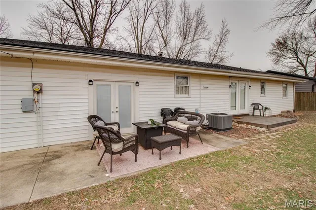 $235,000 | 610 Vermont Street, Bethalto, IL 62010