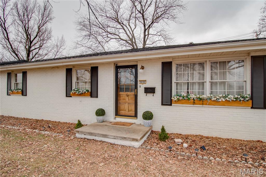 610 Vermont Street Bethalto, IL 62010 - Photo 5 of 36