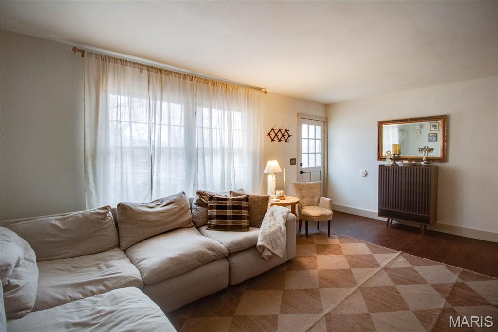 610 Vermont Street Bethalto, IL 62010 - Photo 6 of 36