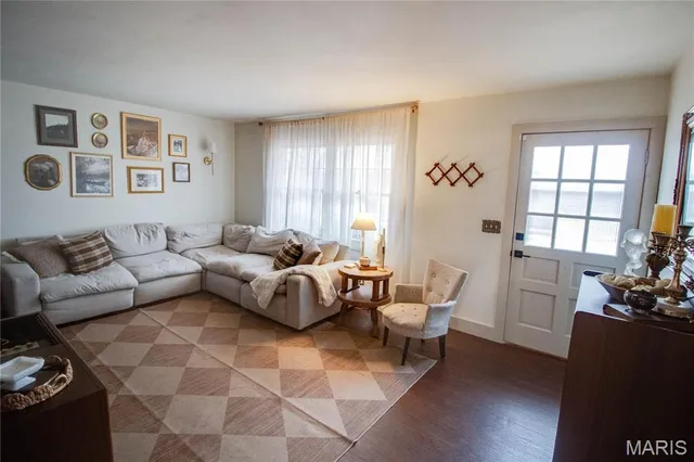 $235,000 | 610 Vermont Street, Bethalto, IL 62010