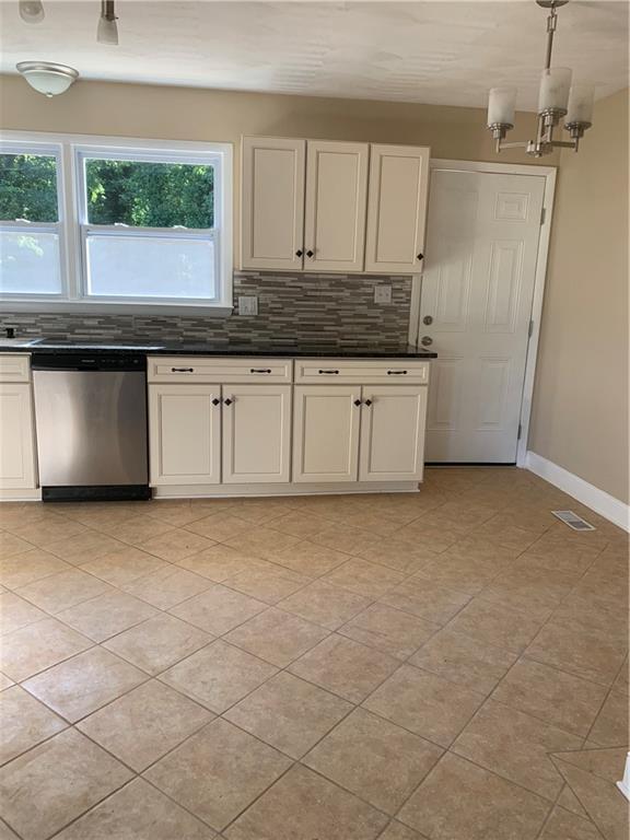 3675 River Road Hickory, NC 28602 - Photo 42 of 45