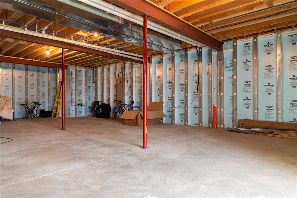 300 McWilliams Road Trafford, PA 15085 - Photo 23 of 25 Gallery Image 23