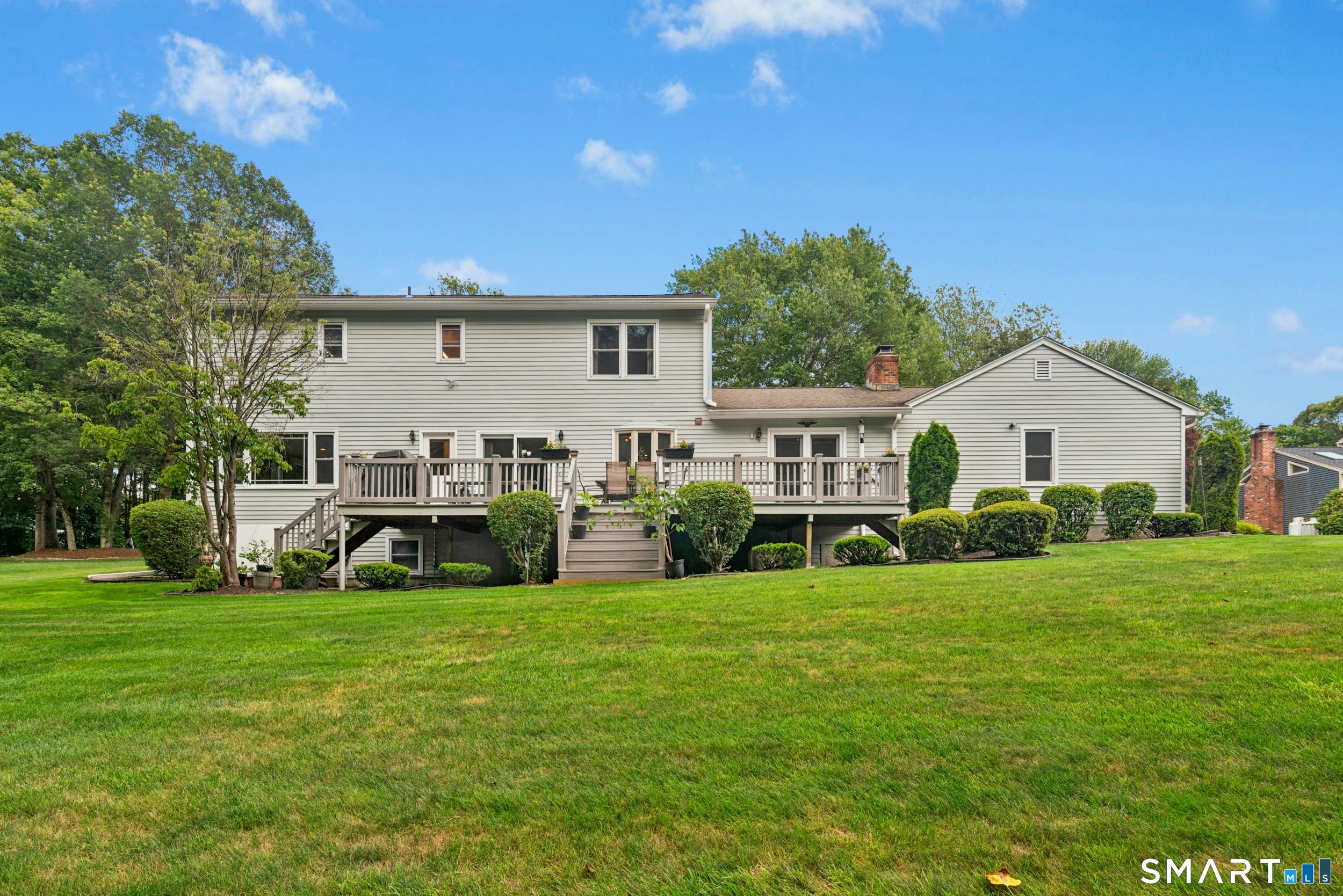 33 Shawnee Lane Monroe, CT 06468 - Photo 5 of 36