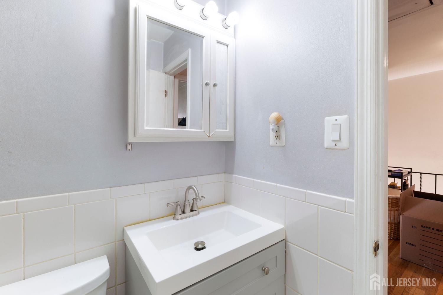 8 Cardinal Lane, Unit 2 Hillsborough, NJ 08844 - Photo 18 of 31