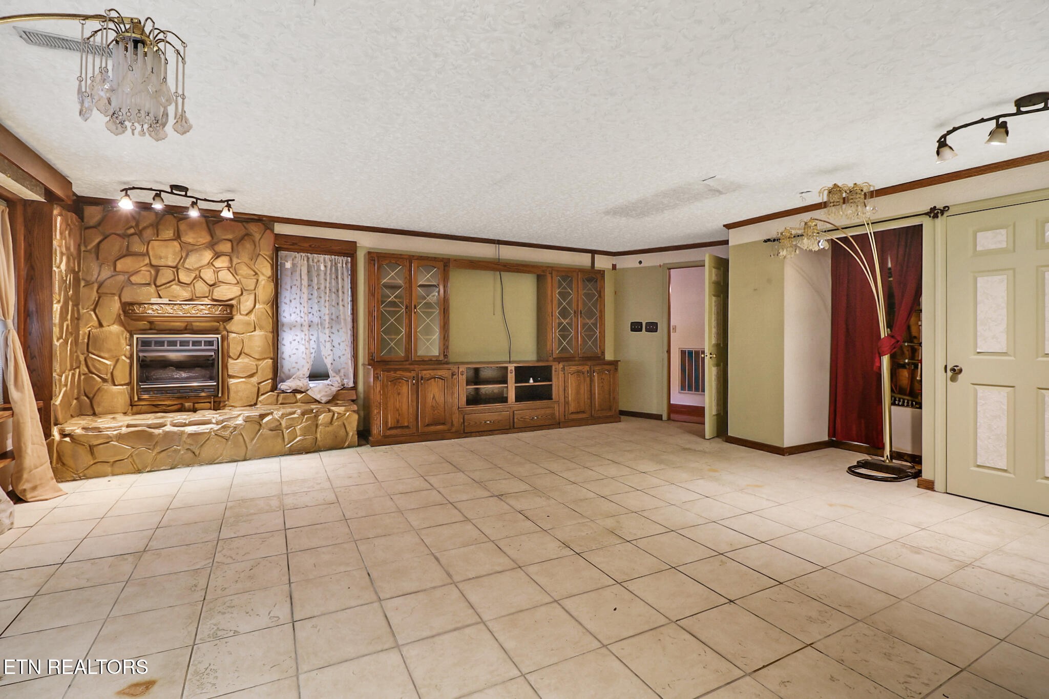 395 Ashley Lane Oneida, TN 37841 - Photo 28 of 40