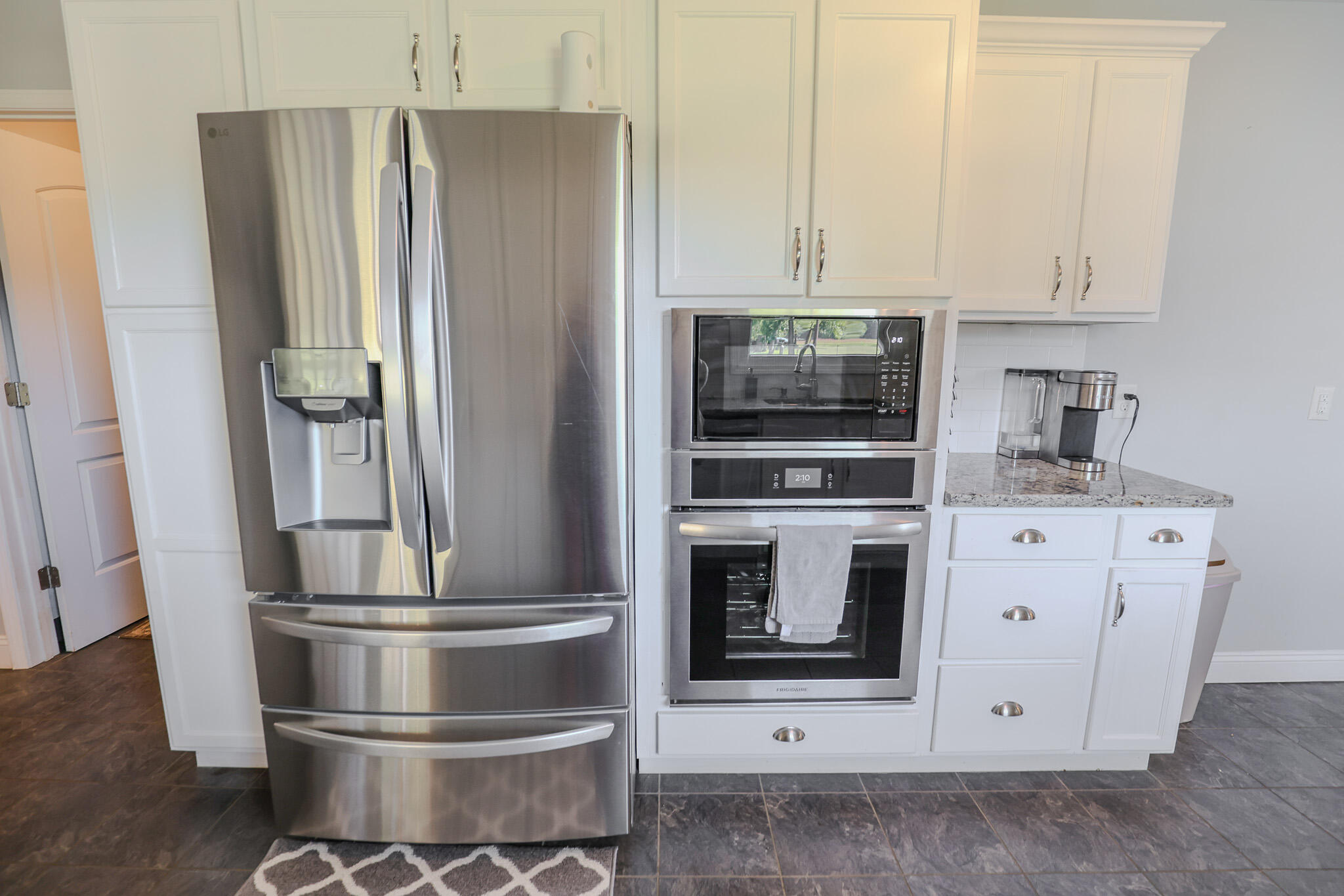 2145 Husband Road Paducah, KY 42003 - Photo 16 of 50 Kitchen