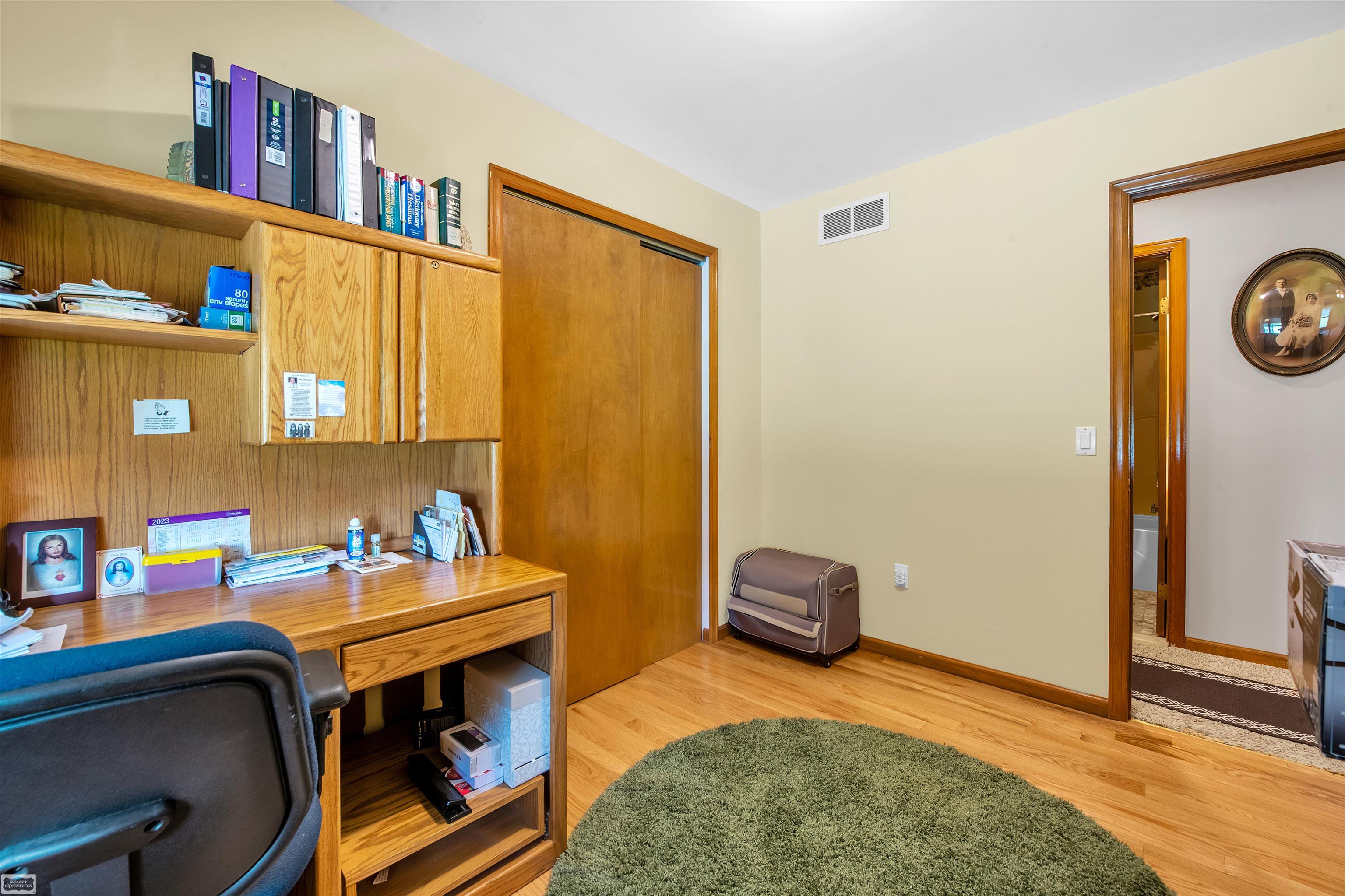 15760 Donald Road Capac, MI 48014 - Photo 17 of 47