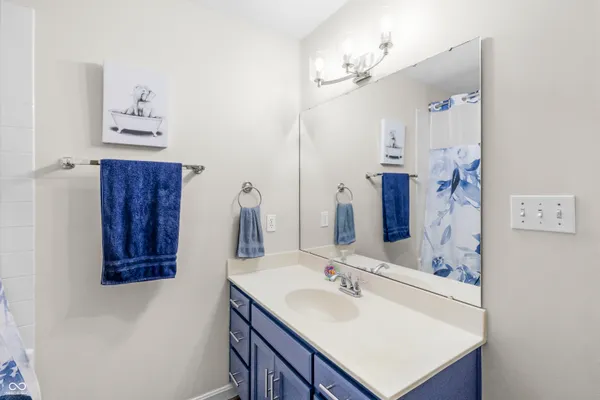 $285,000 | 5041 Countess Drive, Unit 6, Columbus, IN 47203