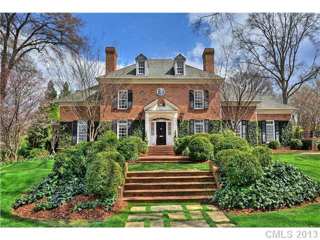 1811 Queens Road West Charlotte, NC 28207 - Photo 1 of 16 Gallery Image 1