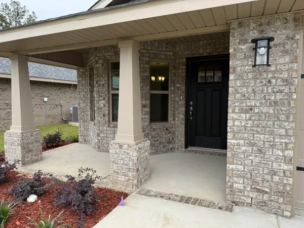 a view of entrance front of house