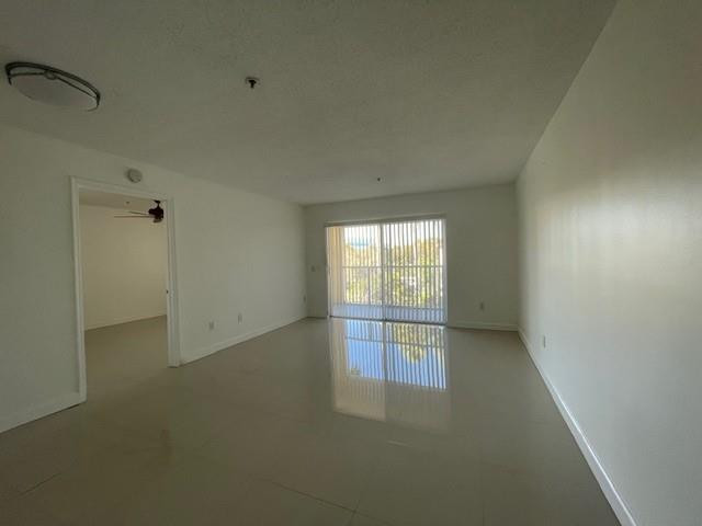 470 South Park Road, Unit 302 Hollywood, FL 33021 - Photo 18 of 36 Photo 19