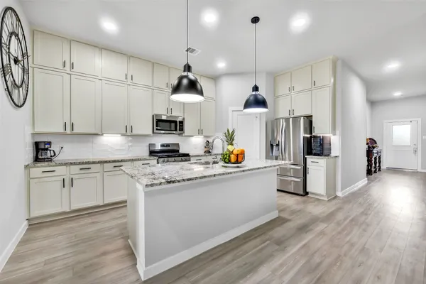 $345,000 | 26268 Astral Way, La Marque, TX 77568