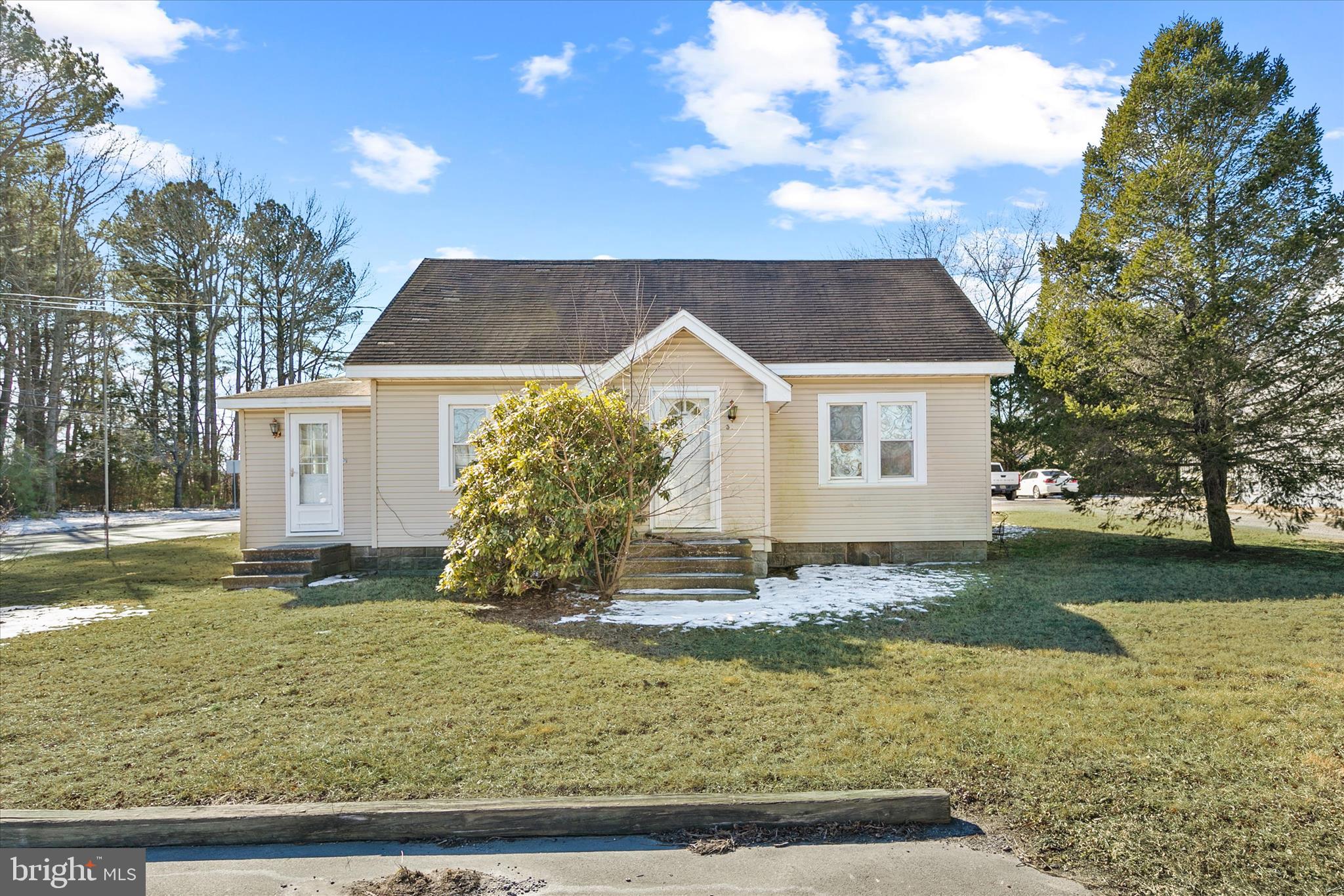 5 Cemetery Road Selbyville, DE 19975 - Photo 2 of 38 Front of Home