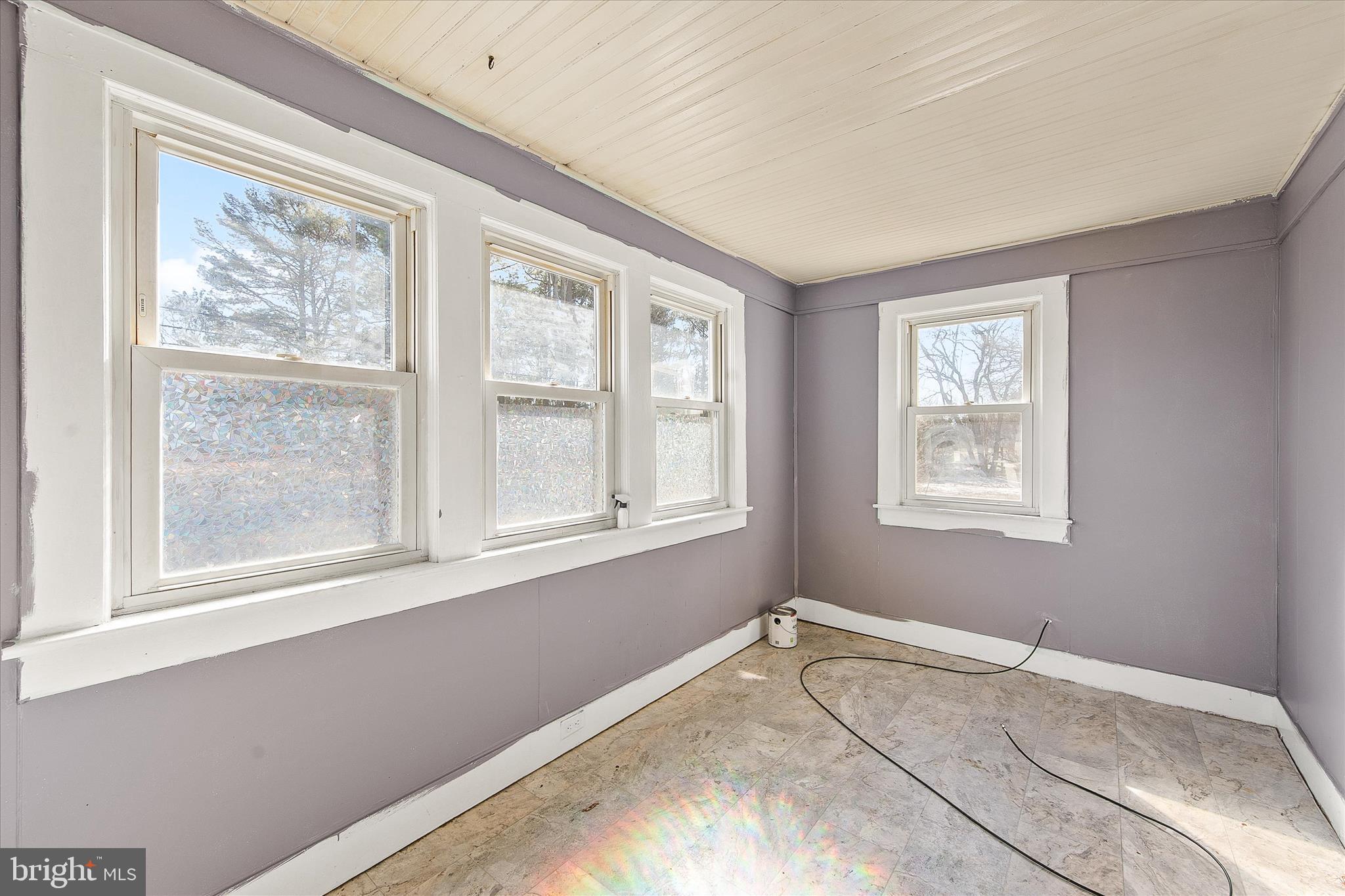 5 Cemetery Road Selbyville, DE 19975 - Photo 10 of 38 Sunroom