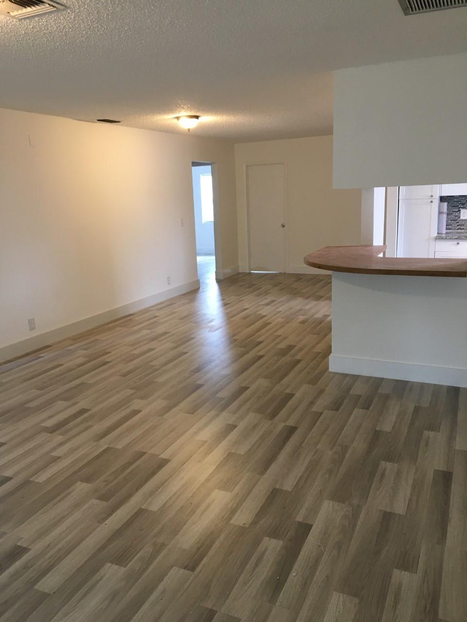 22361 Southwest 57th Circle Boca Raton, FL 33428 - Photo 6 of 29 Hammock 9