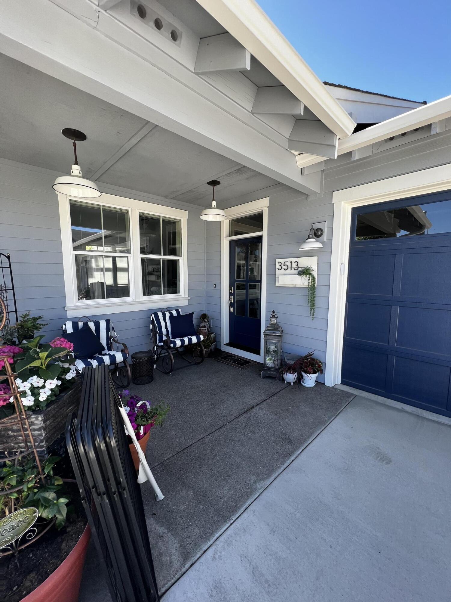 3513 Southwest 47th Street Redmond, OR 97756 - Photo 4 of 27 3121CCA6-7894-4661-899D-1662CE118CE1