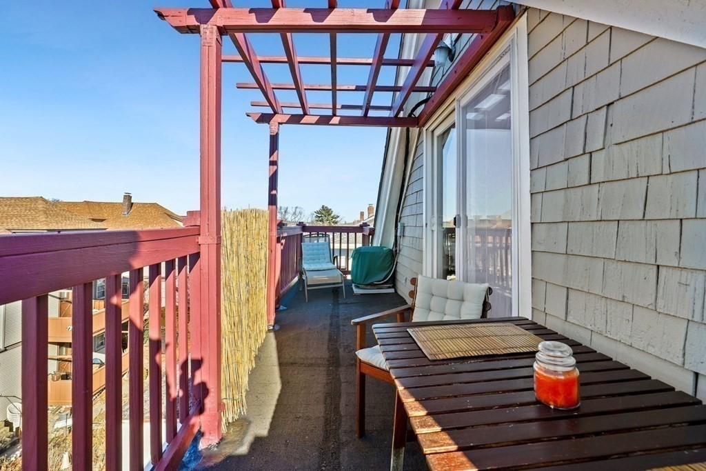 51 Wellington Road, Unit 3 Medford, MA 02155 - Photo 12 of 38