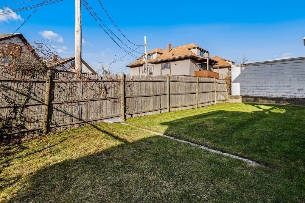 51 Wellington Road, Unit 3 Medford, MA 02155 - Photo 10 of 38