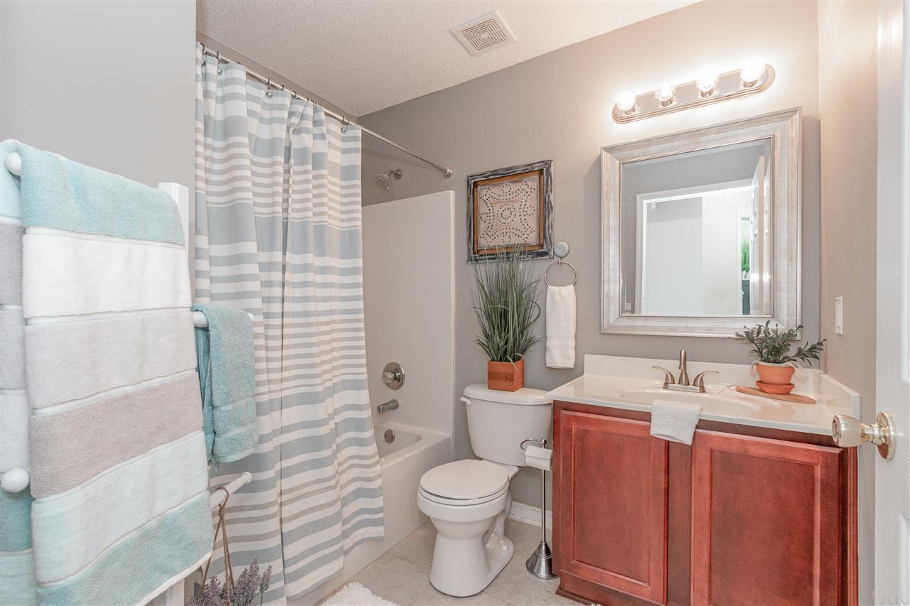 6990 Raburn Road Pensacola, FL 32526 - Photo 31 of 50