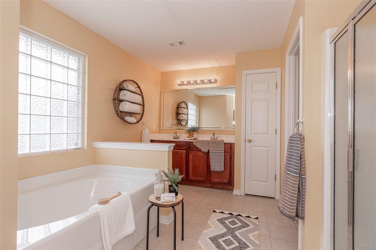 6990 Raburn Road Pensacola, FL 32526 - Photo 39 of 50