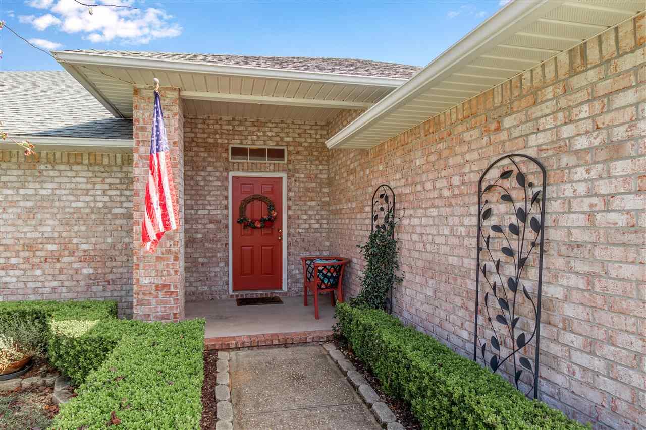 6990 Raburn Road Pensacola, FL 32526 - Photo 4 of 50