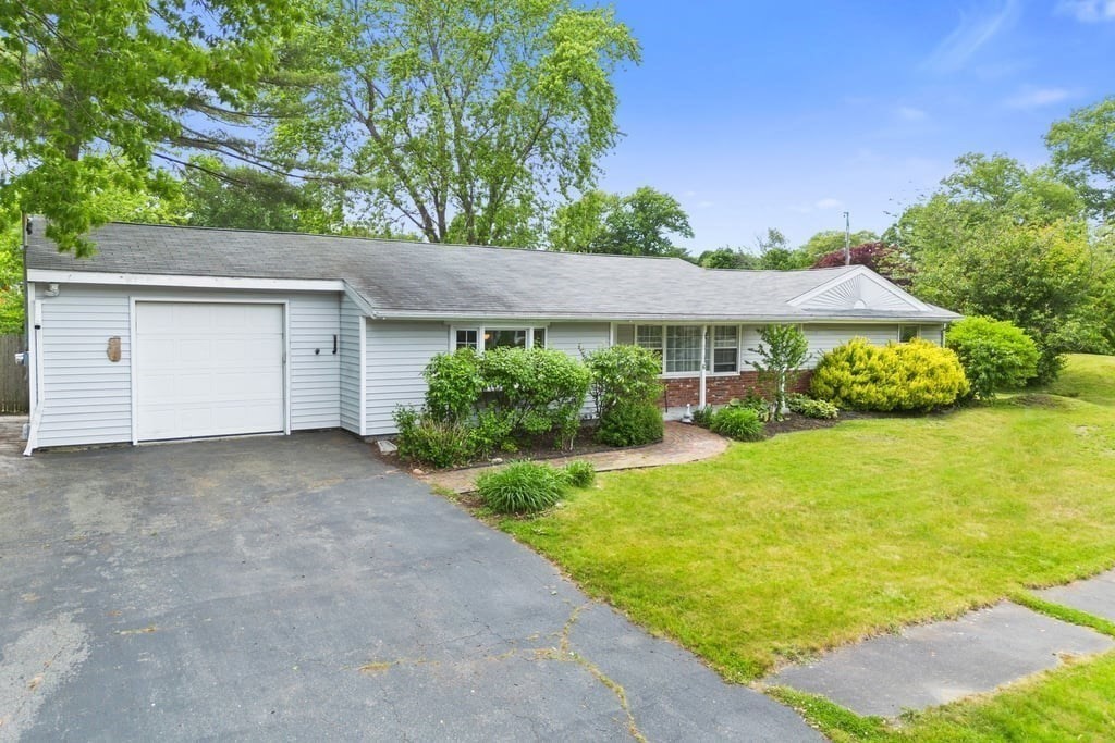 6 Antrim Road Peabody, MA 01960 - Photo 39 of 40