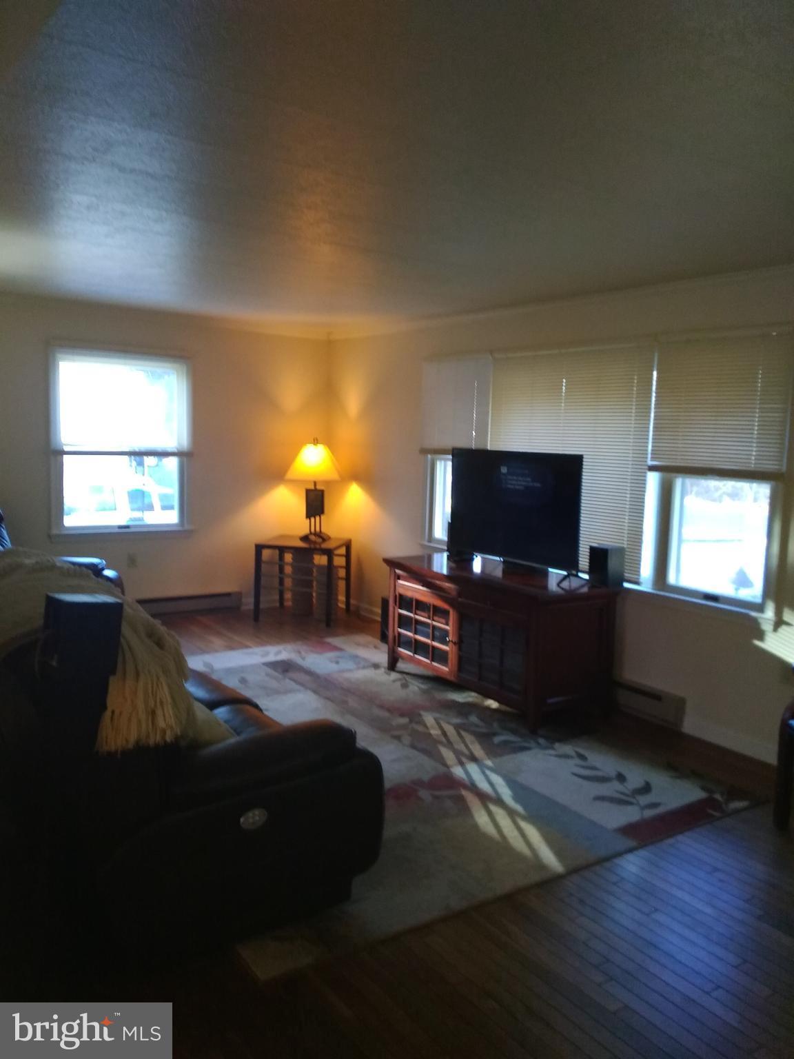 244 Concord Road Chestertown, MD 21620 - Photo 7 of 27 Living Room