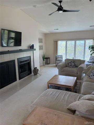 $205,000 | 28 Center Ct Drive, Unit 742, Lake Ozark, MO 65049