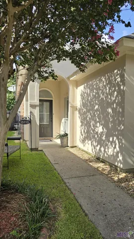 $2,400 | 15115 Garden Park Avenue, Baton Rouge, LA 70817