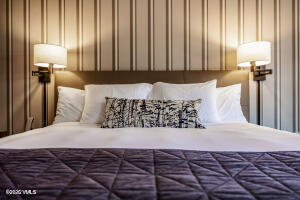 16 Vail Road, Unit 214 Vail, CO 81657 - Photo 11 of 17 Primary bedroom