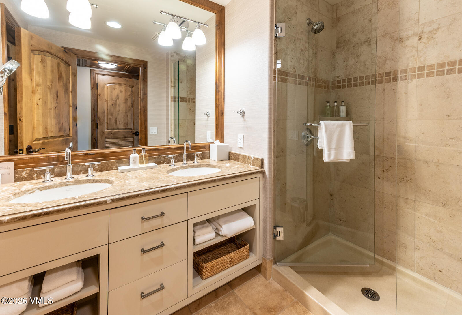 16 Vail Road, Unit 214 Vail, CO 81657 - Photo 11 of 37 Primary bathroom