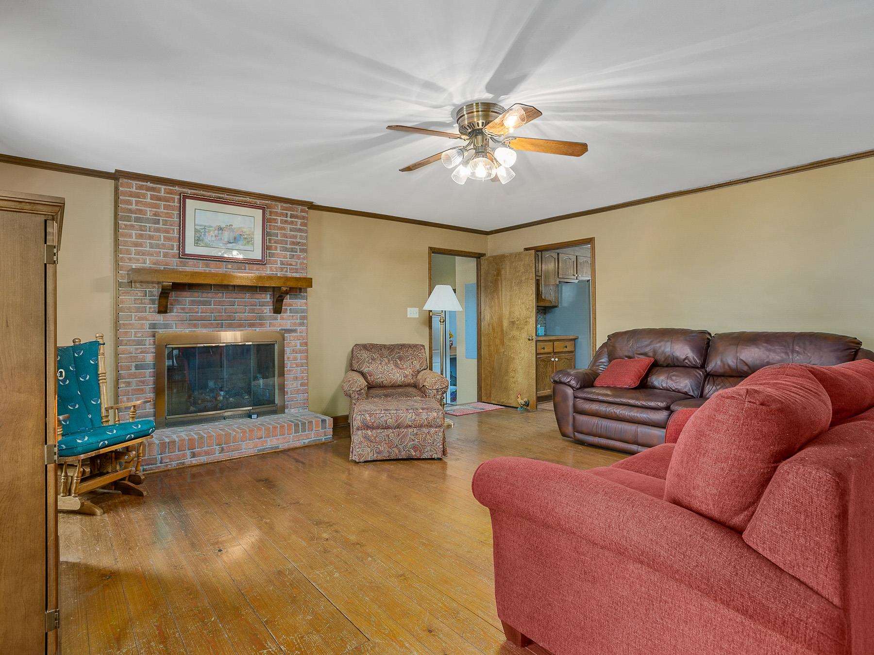 3442 McAbee Road Greer, SC 29651 - Photo 5 of 36