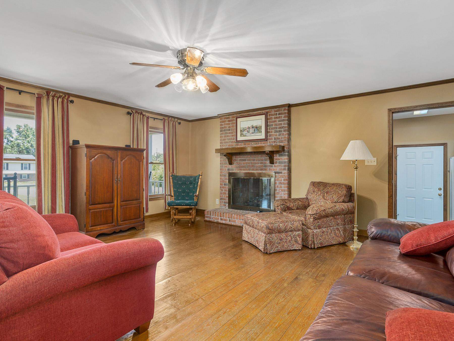 3442 McAbee Road Greer, SC 29651 - Photo 6 of 36