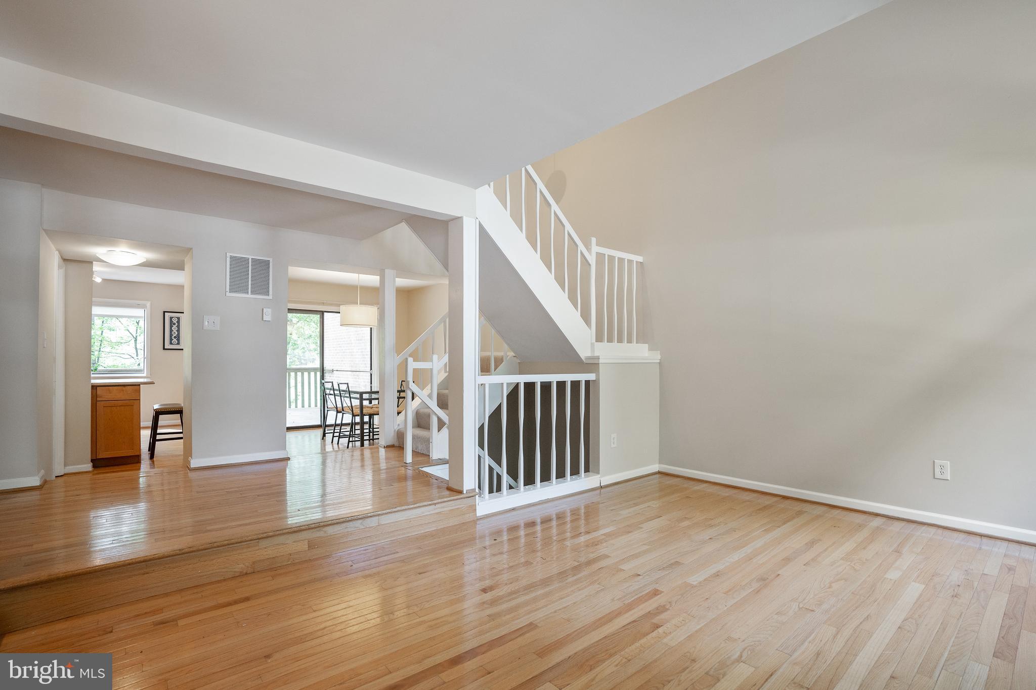 2140 Glencourse Lane Reston, VA 20191 - Photo 2 of 34 Gallery Image 2
