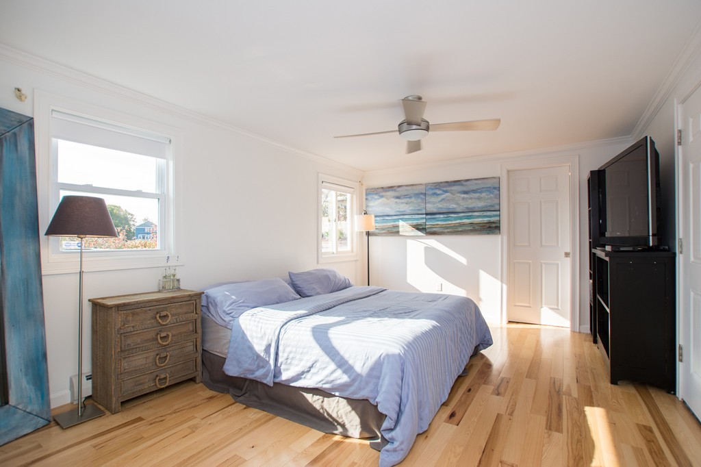 37 Spring Street Quincy, MA 02169 - Photo 10 of 30 Gallery Image 10