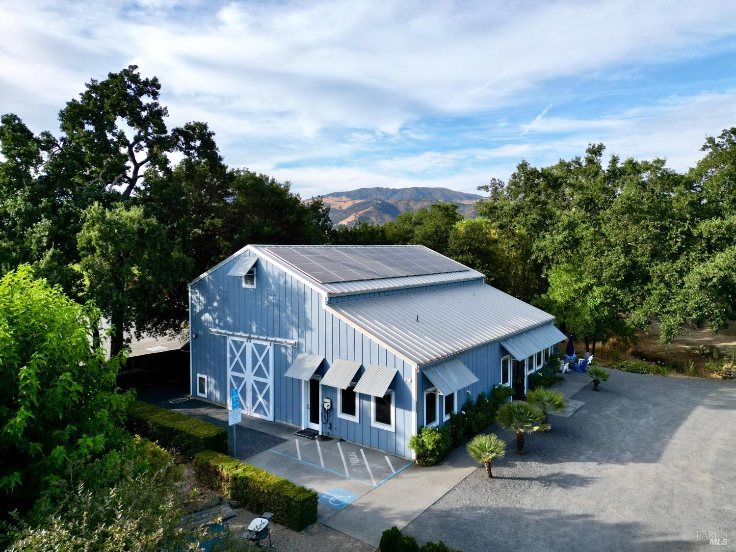 5566 Highway 128 Geyserville, CA 95441 - Photo 2 of 39