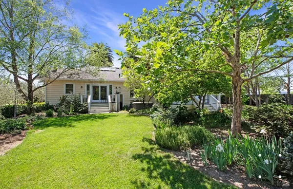 $5,995,000 | 5566 Highway 128, Geyserville, CA 95441