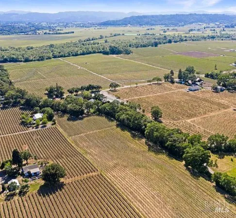 $5,995,000 | 5566 Highway 128, Geyserville, CA 95441