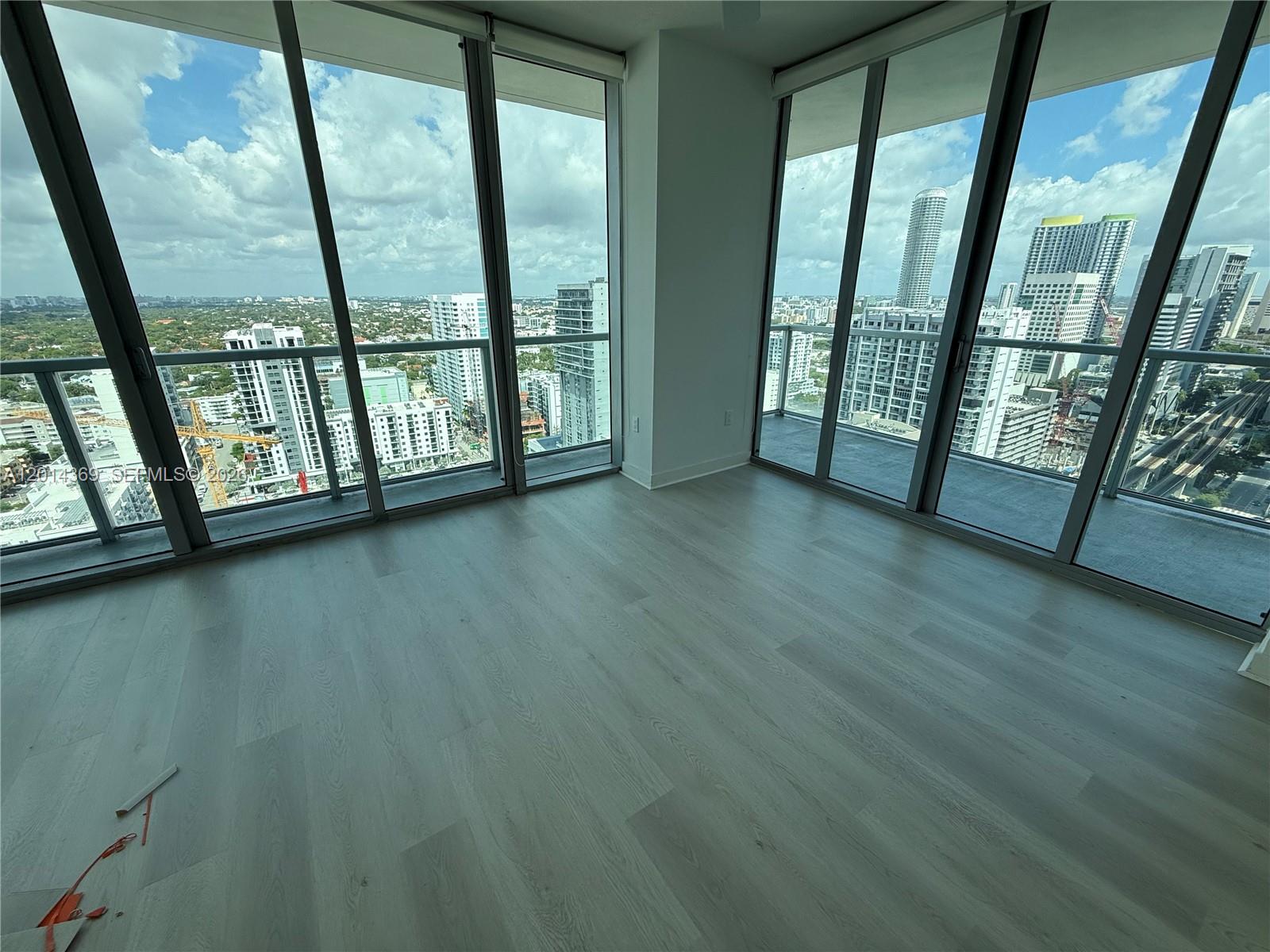 79 Southwest 12th Street, Unit 2912 Miami, FL 33130 - Photo 5 of 12
