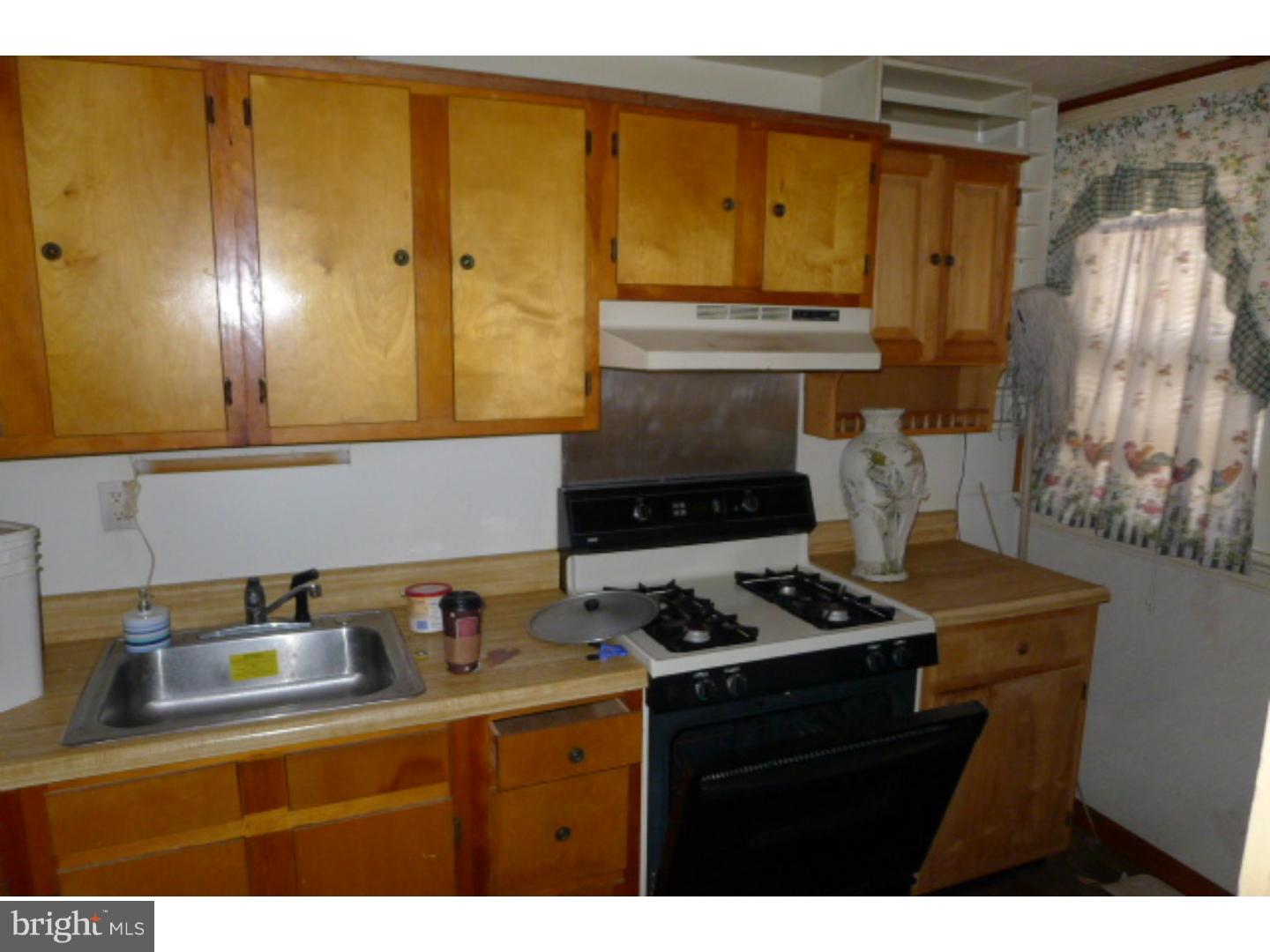 2906 Yorkship Road Camden, NJ 08104 - Photo 4 of 8