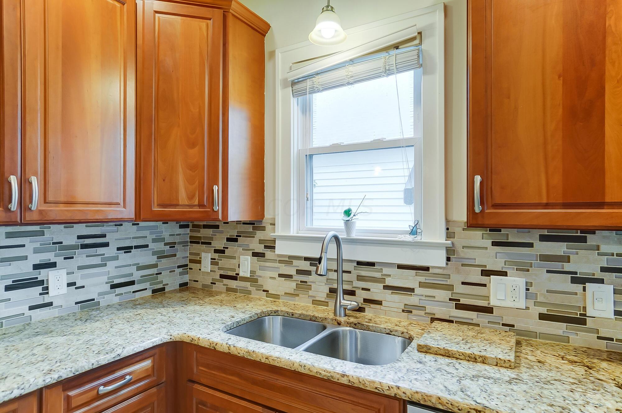 923 McClain Road Columbus, OH 43212 - Photo 12 of 51 024