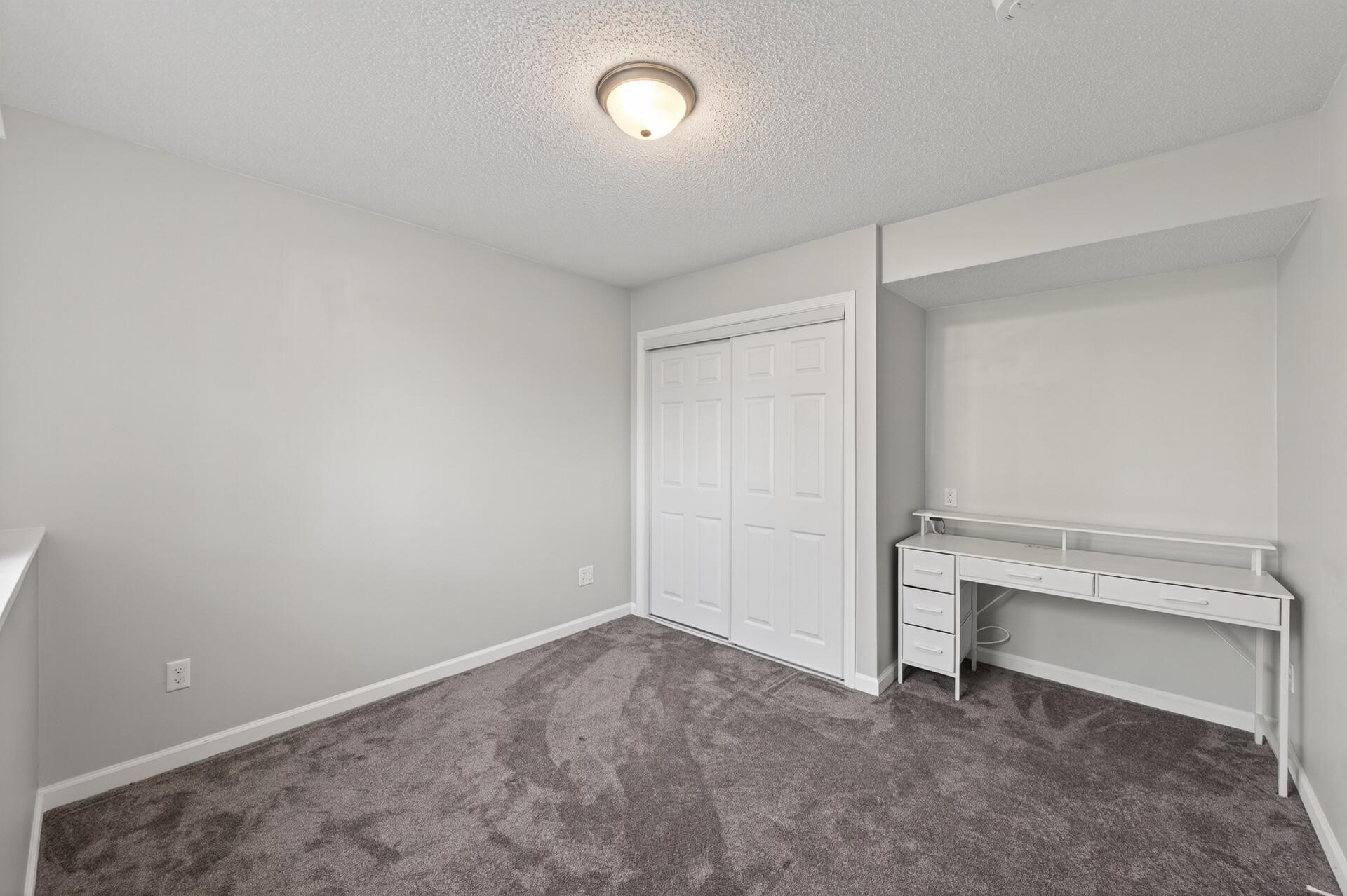 15105 Dupont Path Apple Valley, MN 55124 - Photo 41 of 58