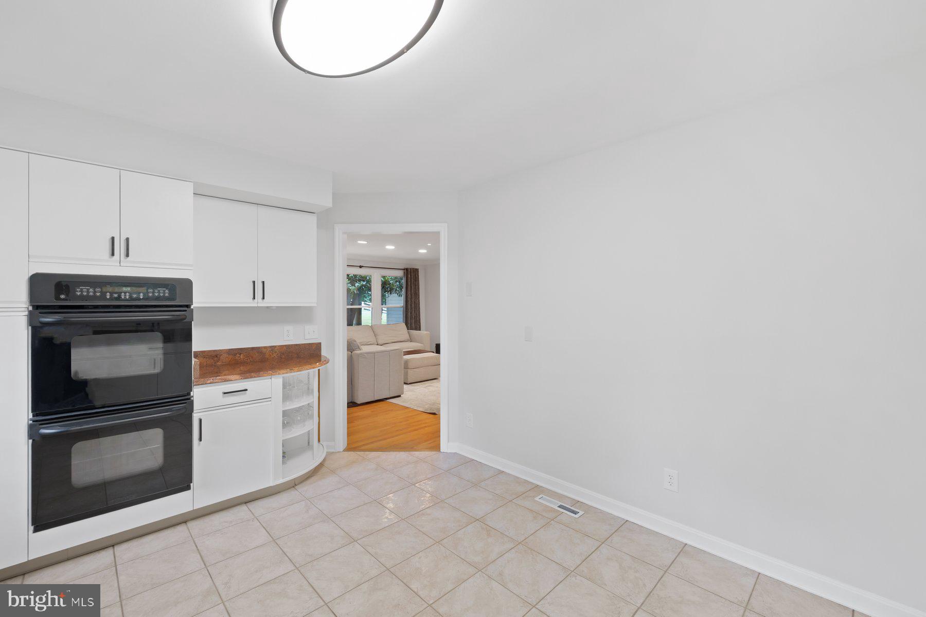 16 Kalten Road Westminster, MD 21158 - Photo 12 of 39 Kitchen
