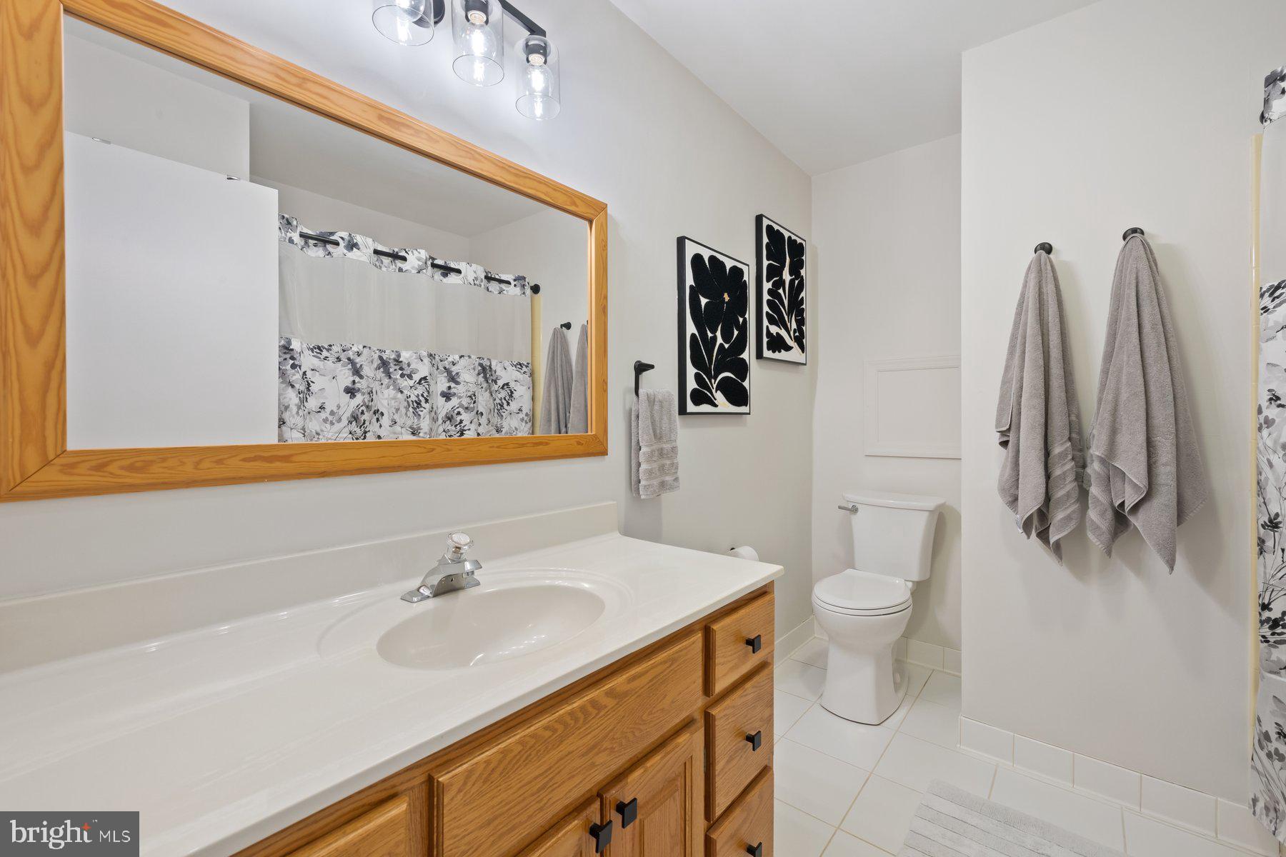 16 Kalten Road Westminster, MD 21158 - Photo 23 of 39 Bathroom 2