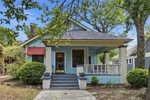 $420,000 | 1909 6th Avenue, Fort Worth, TX 76110