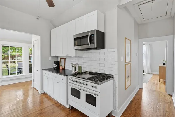 $420,000 | 1909 6th Avenue, Fort Worth, TX 76110