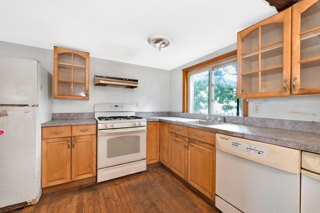 3 Colonial Street Gloucester, MA 01930 - Photo 18 of 42