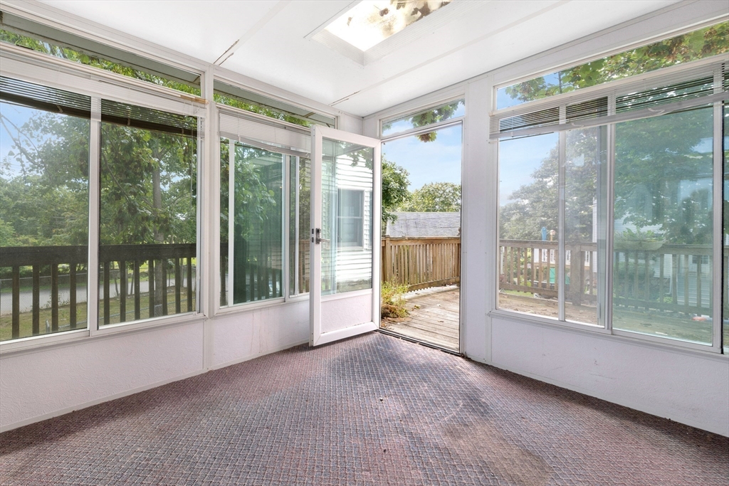 3 Colonial Street Gloucester, MA 01930 - Photo 23 of 42