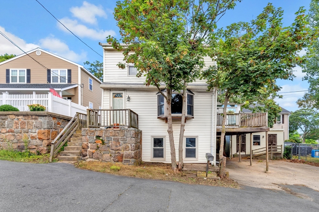 3 Colonial Street Gloucester, MA 01930 - Photo 3 of 42